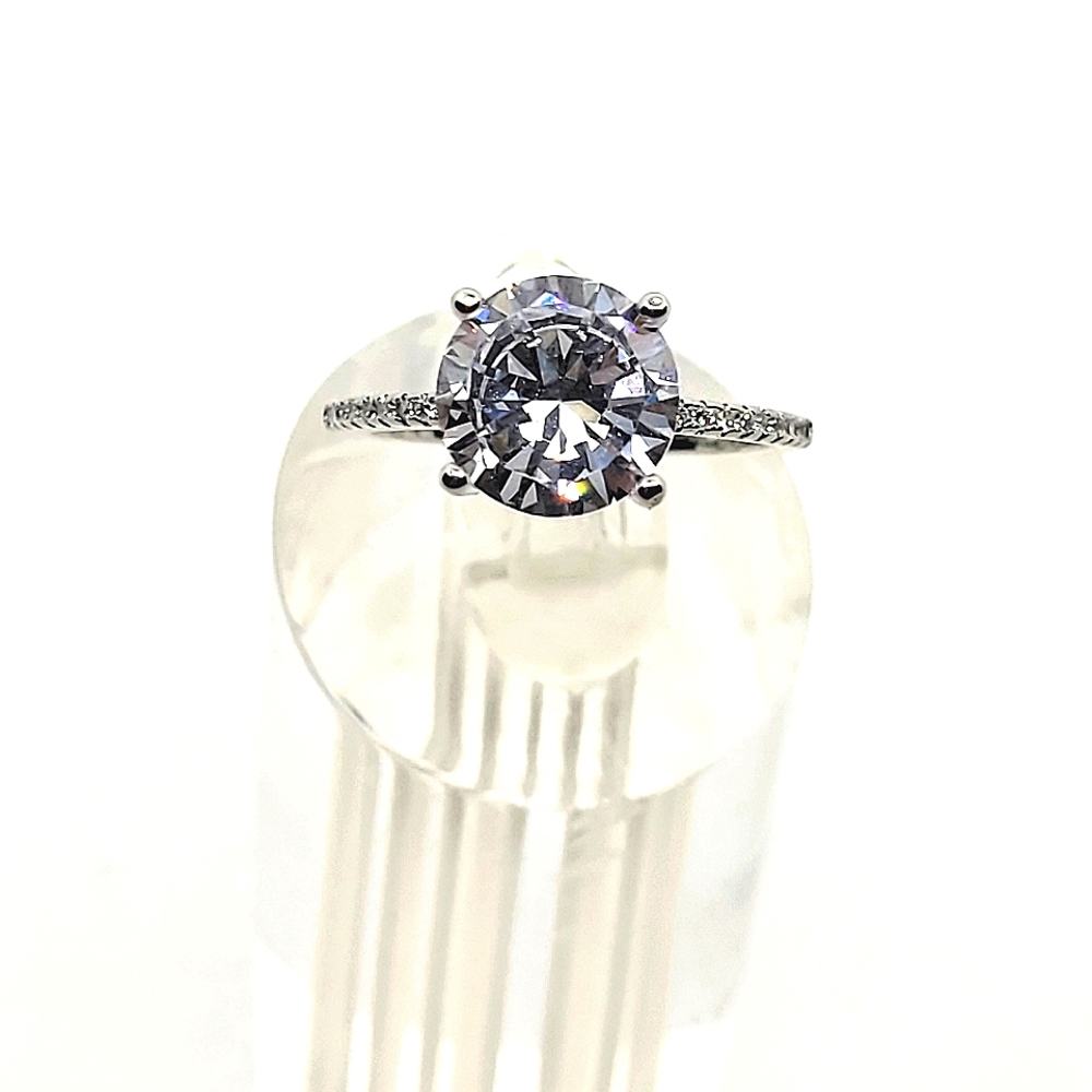 💍NWT 2ct./8mm Genuine AAA CZ stone Solitaire Engagement Ring. W authentication